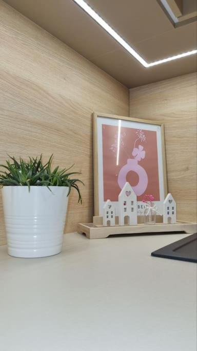 M&M2 Apartment Near Center With Free Parking - Ac Kosice Exterior photo